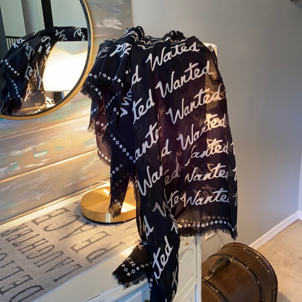 NWOT Coach scarf WANTED